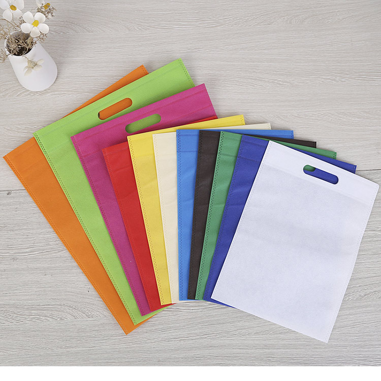 Customized D-cut Non-woven Fabric Folding Shopping Bag with New Design, Rich Colors And Excellent Quality